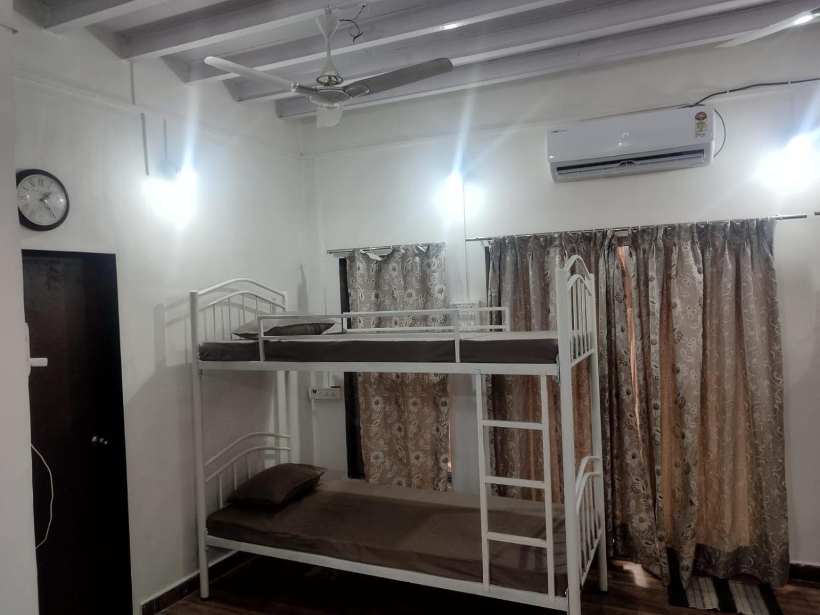 The Cottage House Mumbai Exterior foto